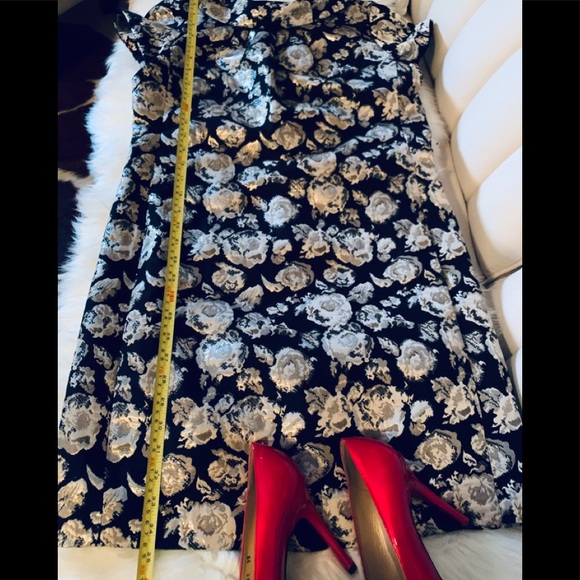 JS  Boutique  Embroidered  cocktail dress - Picture 8 of 8